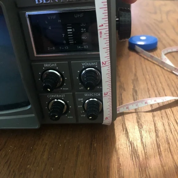 Portable 5” TV 😳 has not been tested as is
